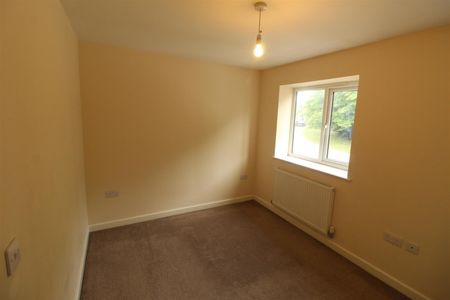 Castleford Road, Normanton - Photo 3