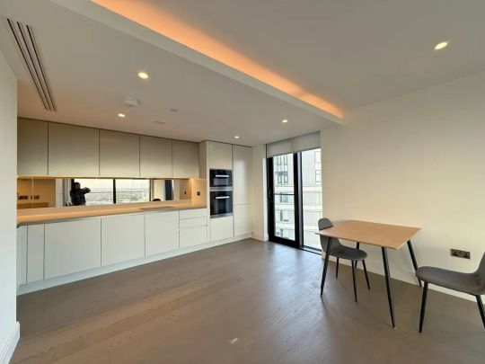 2 bedroom flat in 27 Albert Embankment - Photo 1