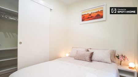 barcelona, Catalonia 08003 - Photo 5