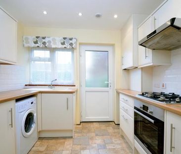 2 bedroom semi-detached bungalow to rent - Photo 1