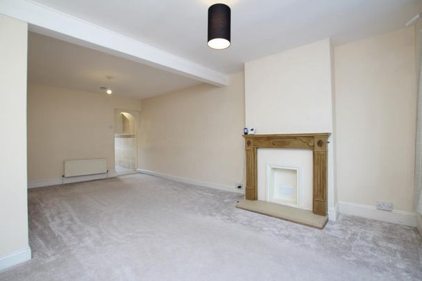 3 bedroom terraced house to rent - Photo 1