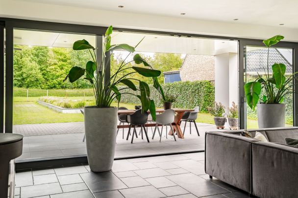 Luxury long stay bungalow in Made - Photo 1