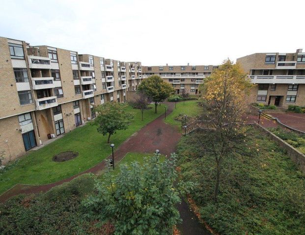 Neville Court Marlborough Park Sulgrave - Photo 1