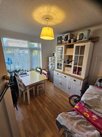 122 Middlemarch Road, Coventry, Radford - Photo 2