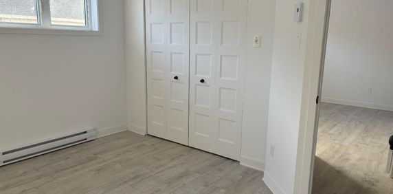 Logement 5 1/2 - juillet 2026 - Photo 2