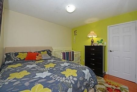 For Lease - 174 Beech Street, Brampton, Ontario - Photo 3