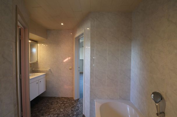 Een dakappartement met 1 slaapkamer op een rustige locatie in Beerse. - Foto 1