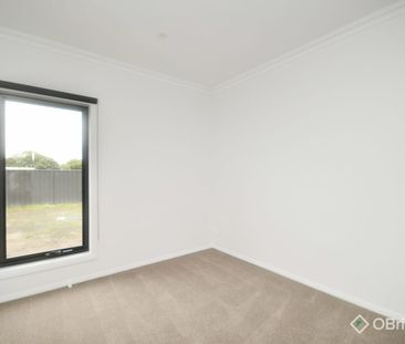 Modern Living in a Prime Bairnsdale Pocket - Photo 3