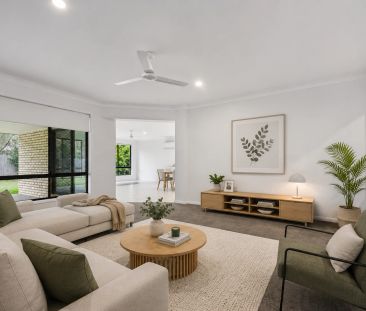 Stylish & Spacious Family Living in Narangba - Photo 2