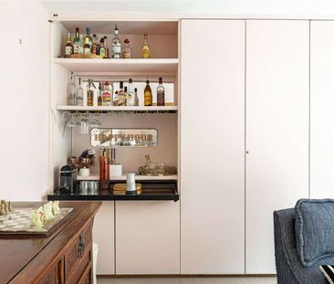 A striking detached contemporary house in the heart of Cheltenham - Photo 2