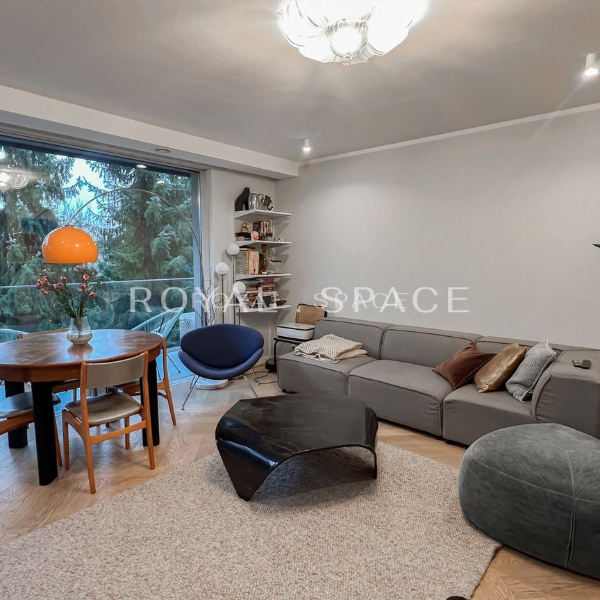 Apartament na Woli Justowskiej w otoczeniu zieleni - Zdjęcie 1