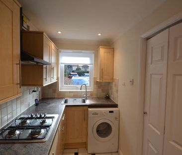 2 bedroom end of terrace house to rent - Photo 6