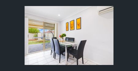 Perfect Family Living with Ducted Air Conditioning - Photo 2