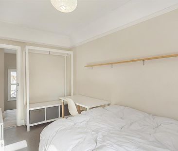 4 bedroom flat to rent - Photo 6