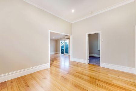 20 Errol Street, Prahran. - Photo 4