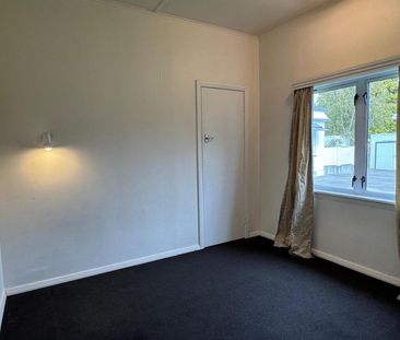 Fabulous low maintenance three bedroom home - ... - Photo 1