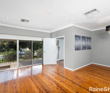 PRIME LOCATION CLOSE TO KOORINGAL SHOPPING, SCHOOLS & TRANSPORT - Photo 2