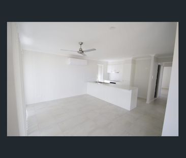 Modern Family Home in a Quiet Cul-de-Sac - Photo 5