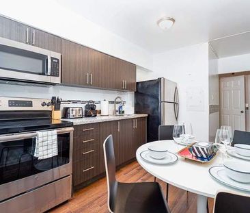 Grange Apartments | 164-168 Grange Avenue, Toronto - Photo 1