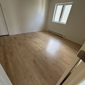 4 1/2 à Louer Très Bien Situé à Vimont - Photo 2