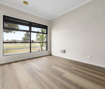 Modern Family Living in the Heart of Manor Lakes - Photo 3