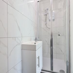 Studio Flat, Oxford Road, RG30 - Photo 3