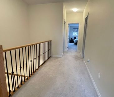 For Lease - 2090 Coppenwood Common, Burlington, Ontario - Photo 5