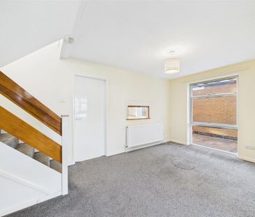 4 bedroom detached house to rent - Photo 3