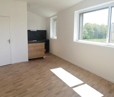 A LOUER - Appartement T3 Neuf - CHAVAGNE - Photo 6