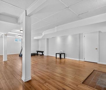 For Lease - 964 Connaught Avenue, Britannia Heights - Queensway Ter... - Photo 3