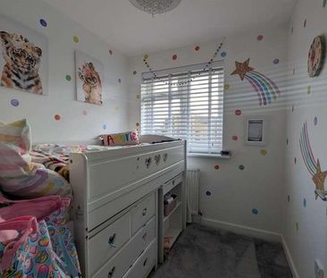 Campernell Close, Brightlingsea, Colchester, CO7 - Photo 5