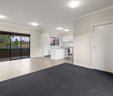 Fantastic Townhouse, Great Location - Photo 1