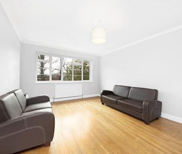 3 bedroom flat to rent - Photo 5