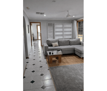 3 bedroom home well maintained - Photo 1