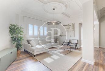 Penthouse for rent with Terrace in San Francesc (Valencia)