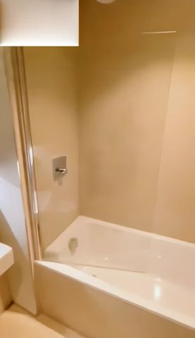 2 bed 2 bath - Photo 4