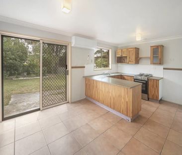 Freshly Painted and New Carpets - Photo 3