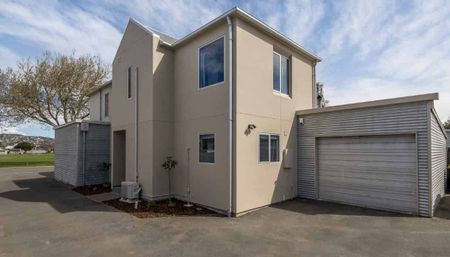 Waltham, 3 bedrooms - Photo 2