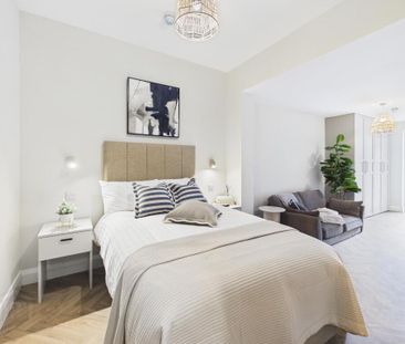 Room 2 The Ashley Collection, Ashley Avenue, Belfast, BT9 7BT - Photo 4