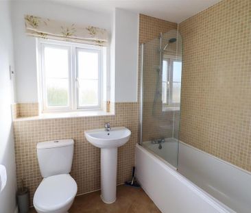 2 bedroom flat to rent - Photo 5