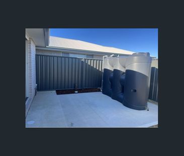 Stunning Rental House in Moore Creek: A Peaceful Retreat with Moder... - Photo 3