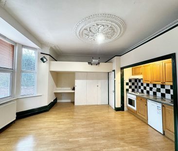 1 bed studio flat to rent in Clifton Terrace, Taunton, TA2 - Photo 1