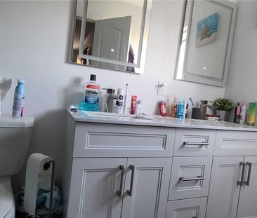 For Lease - 10 LODGEWAY Drive, Vaughan, Ontario - Photo 5