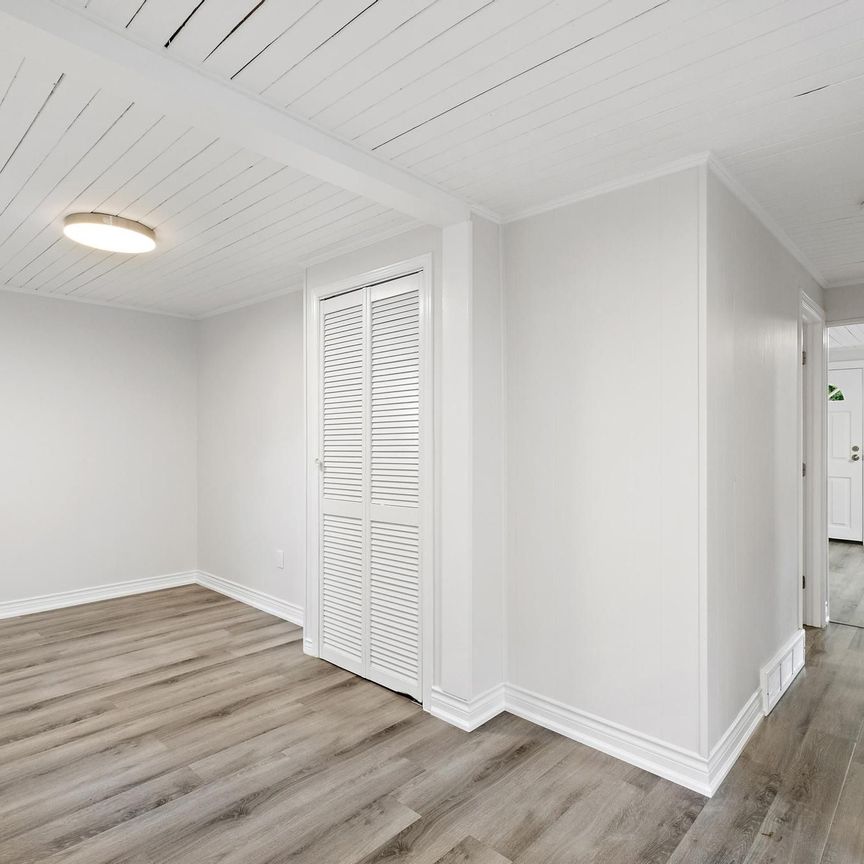 For Lease - 158 Ruggles Avenue, Richmond Hill, Ontario - Photo 1