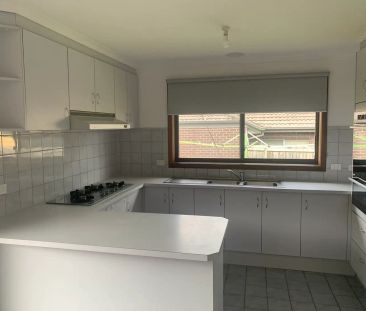 “Spacious 3-Bedroom Home in Prime Reservoir Location” - Photo 5