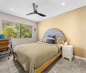 Sunlit Coastal Haven with Spectacular Ocean Views - Photo 2