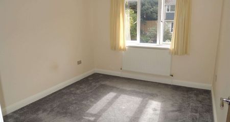 Beautiful 2 Bedroom Flat with En-Suite - Photo 5