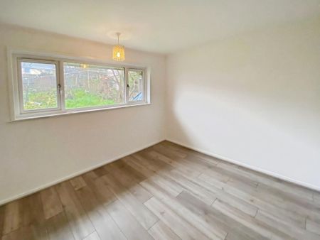 2 bedroom detached bungalow to rent - Photo 4