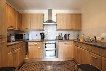 Stanley Road, HA2, Harrow - Photo 2