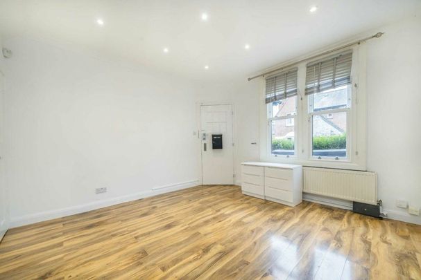 Derinton Road, Tooting, SW17 - Photo 1